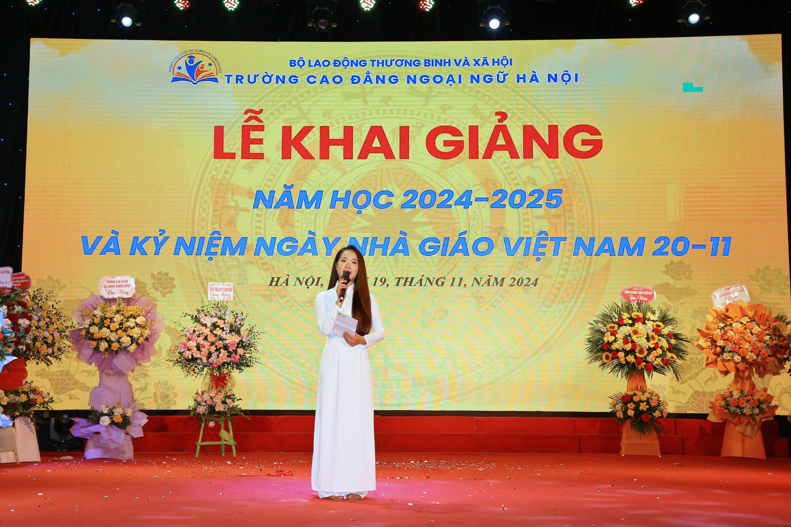 Lễ khai giảng năm học 2024 – 2025 Trường Cao đẳng Ngoại Ngữ Hà Nội